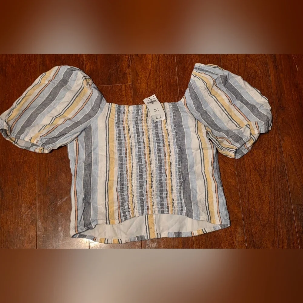 Striped Puff-Sleeve Button-Front Crop Top in Blue/White/Yellow